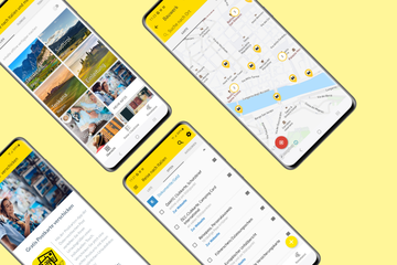 ÖAMTC App Meine Reise Auf einem gelben Hintergrund liegen vier Mobiltelefone, diese zeigen die unterschiedlichen Optionen der ÖAMTC Meine Reise App an